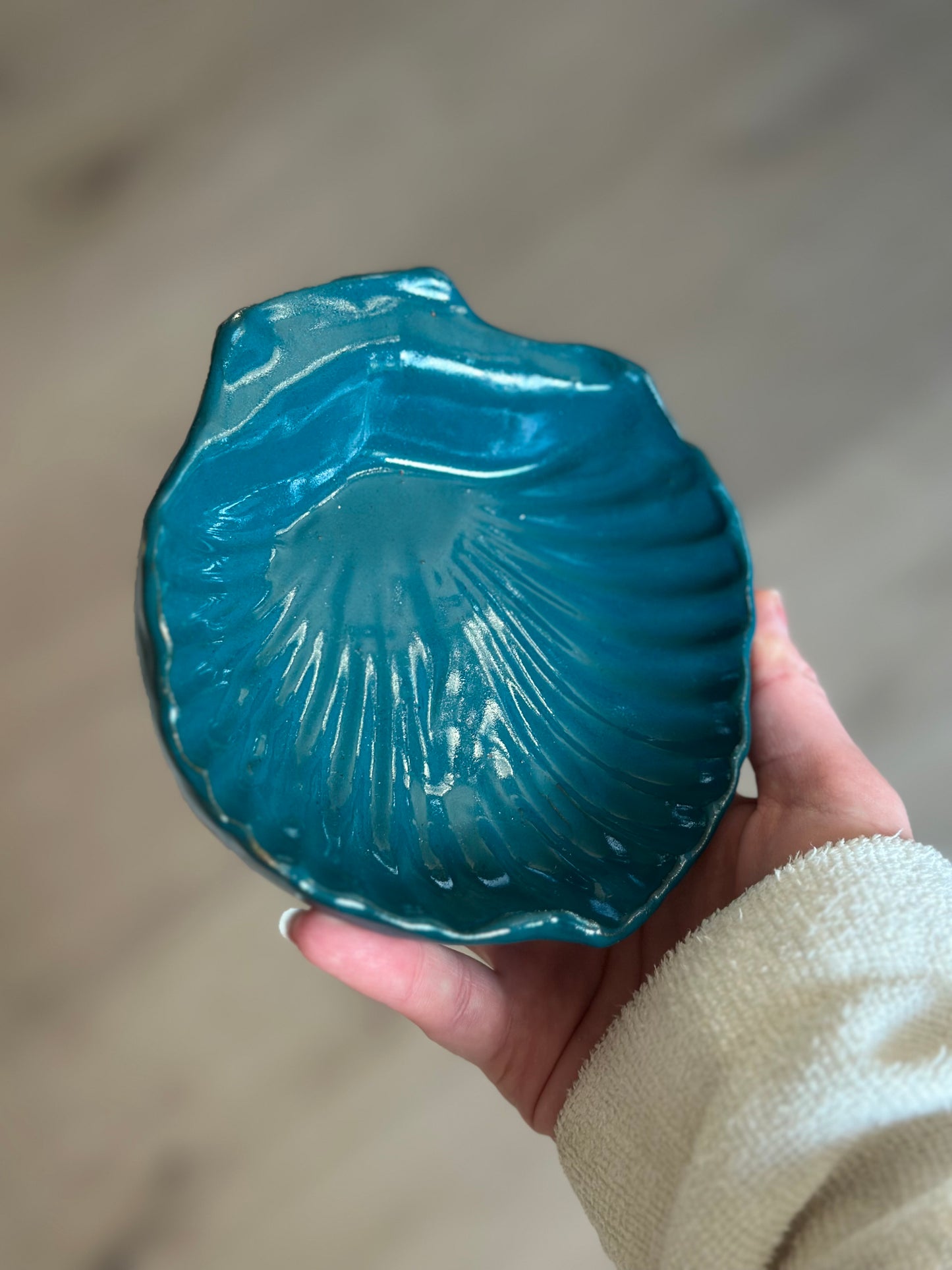 keraaminen simpukka tummanvihr.