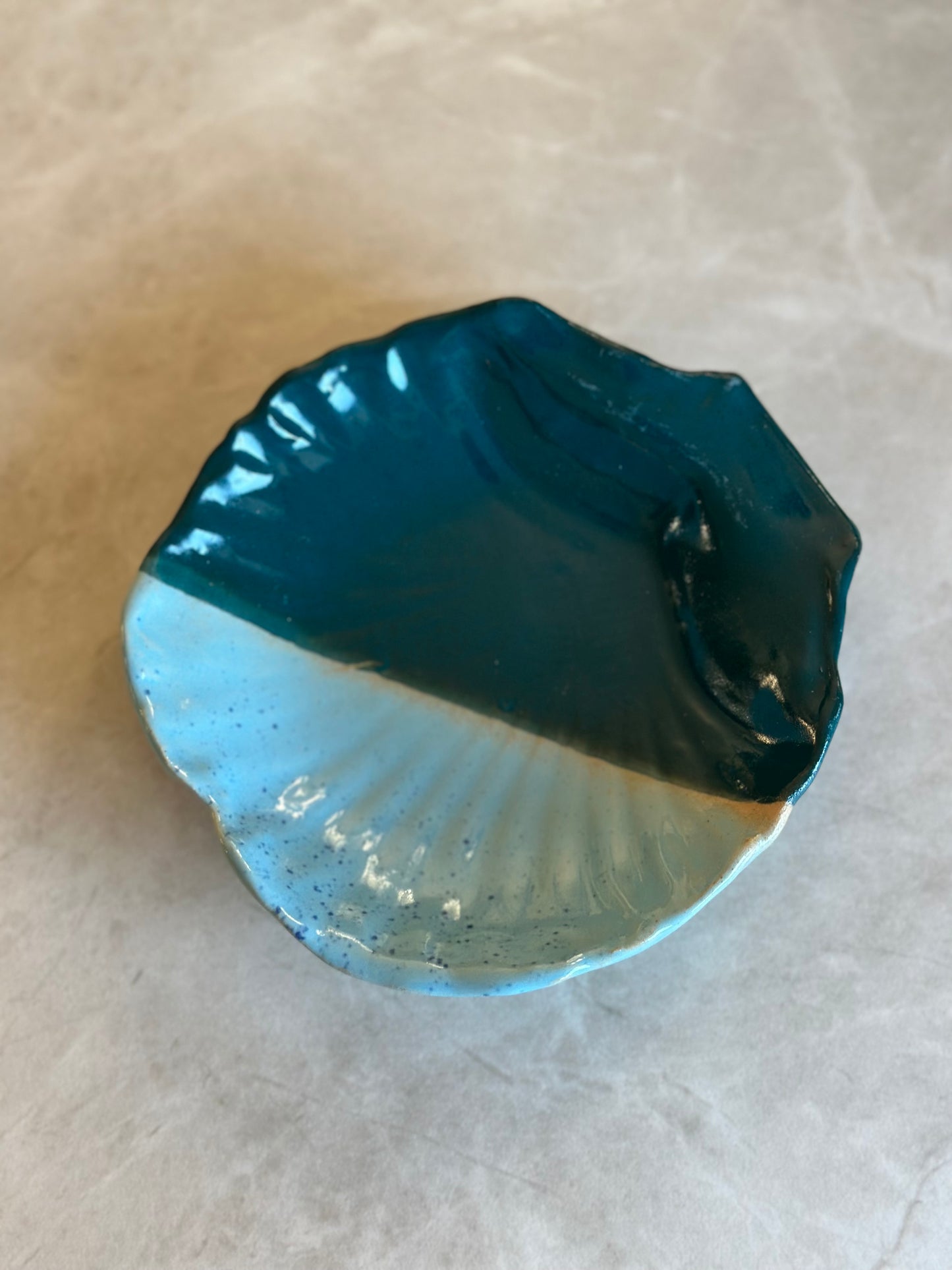 keraaminen simpukka tummanvihr/sin